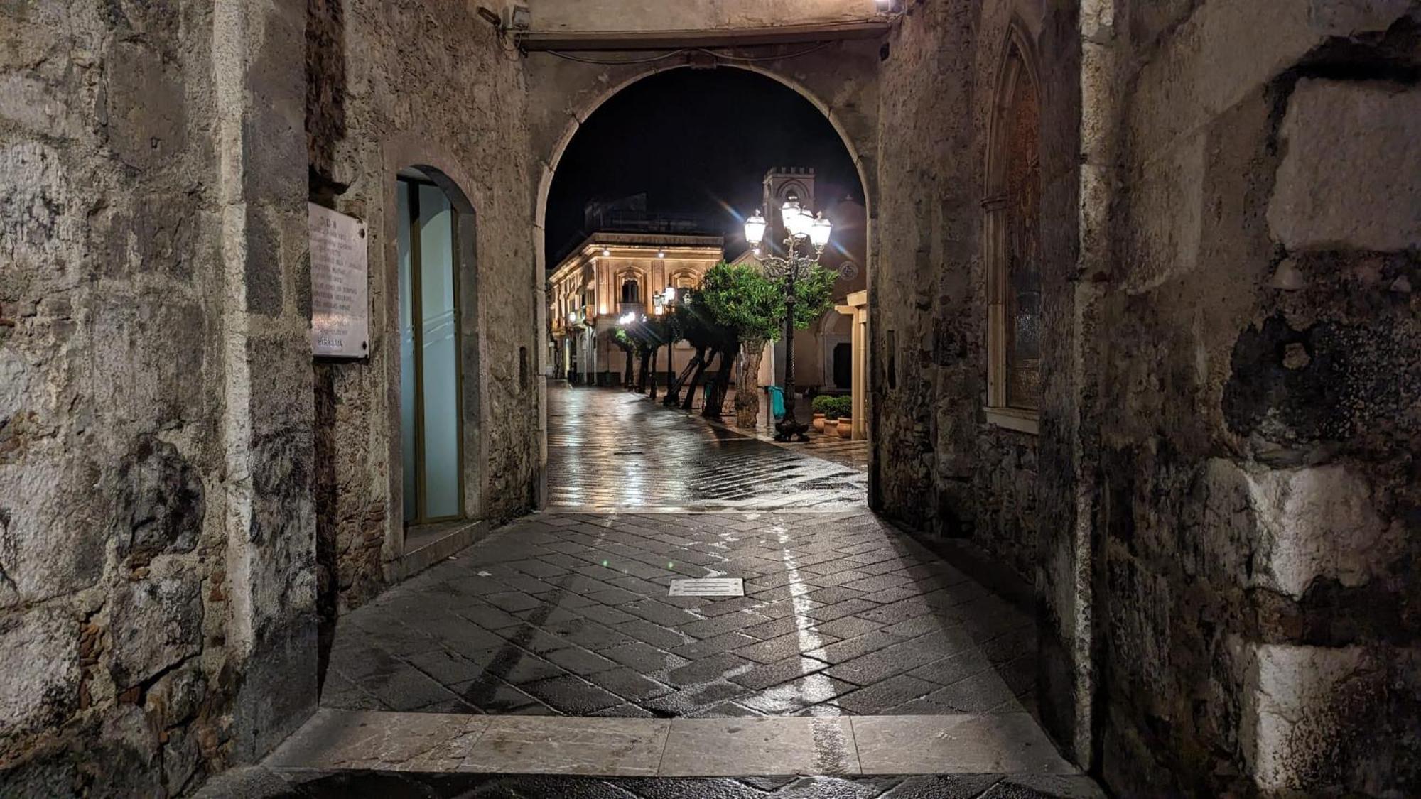 Opuntia Charming Rooms Taormina Bagian luar foto