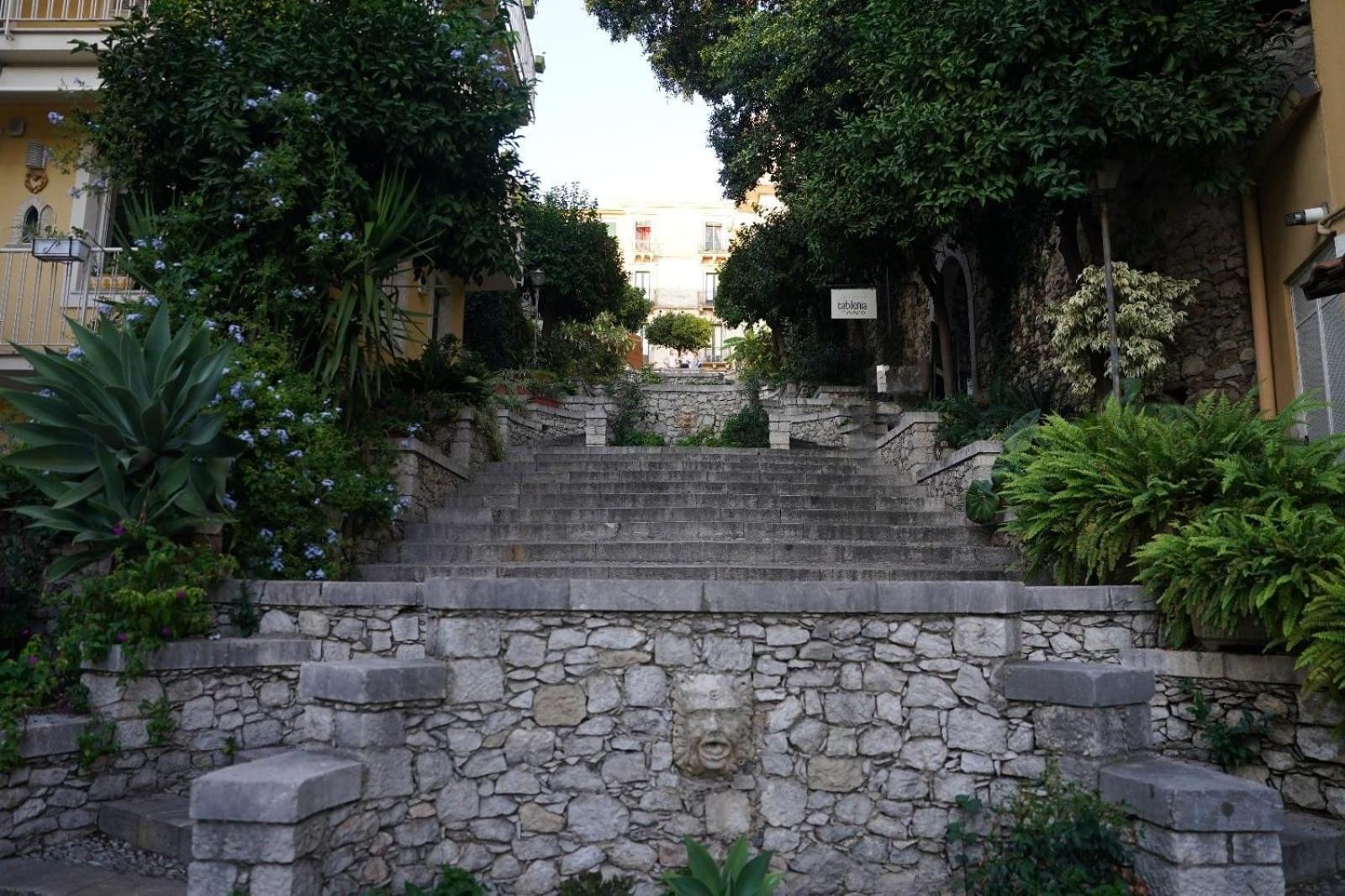 Opuntia Charming Rooms Taormina Bagian luar foto